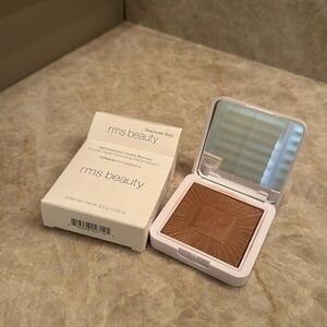 RMS beauty bronzer in the color Beachwalk Betty
